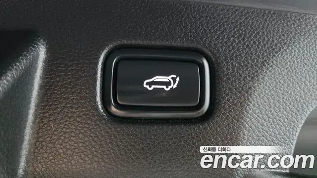 Kia Seltos 2023 — ფოტო 22/30