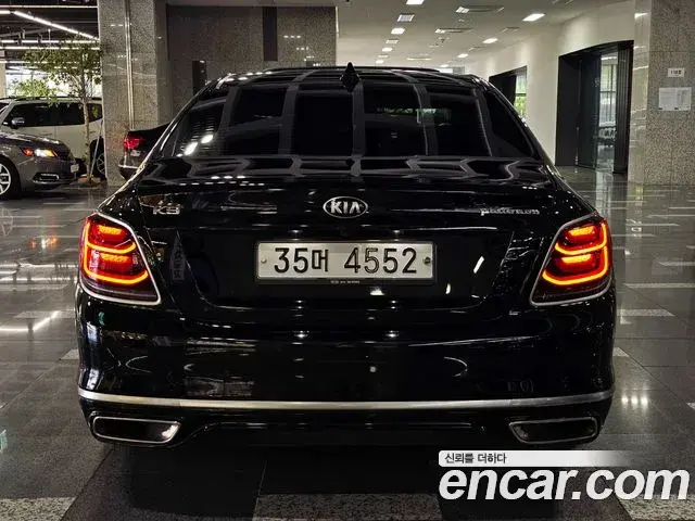 Kia The K9 2019 — Photo 20/20