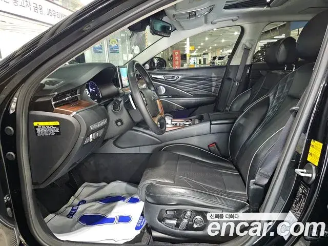 Kia The K9 2019 — Photo 17/20