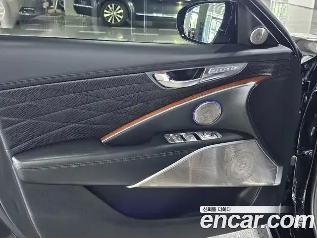 Kia The K9 2019 — Photo 9/20