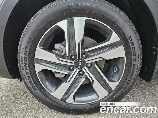 Kia Sorento 2022 — Фото 4/20