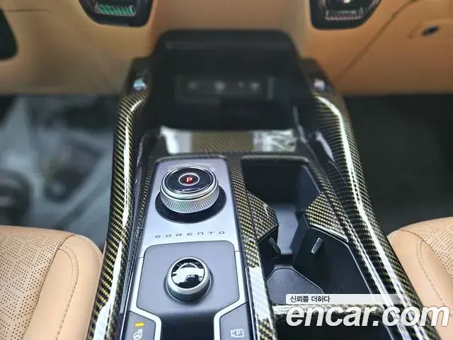Kia Sorento 2022 — Фото 14/20