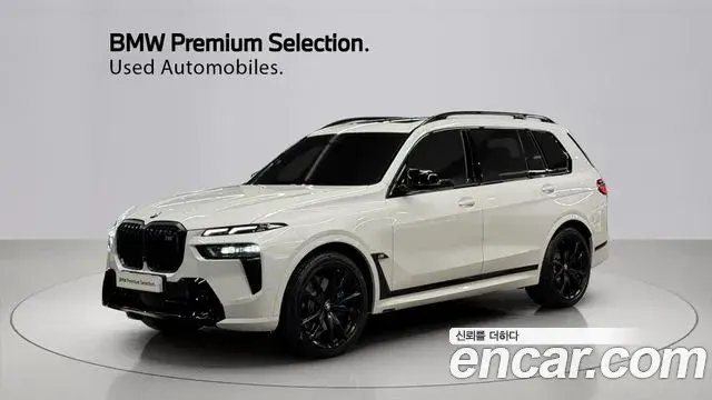BMW X7 2024 — Фото 10/20