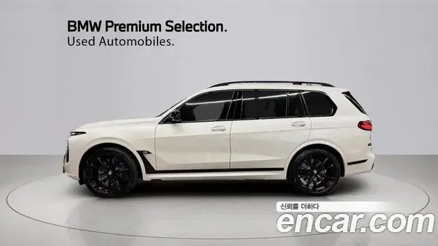 BMW X7 2024 — Фото 13/20