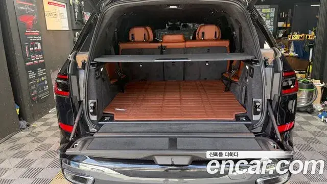 BMW X7 2025 — Фото 20/20