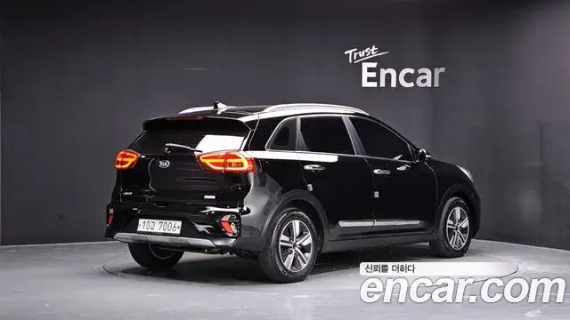 Kia Niro 2019 — Photo 17/37