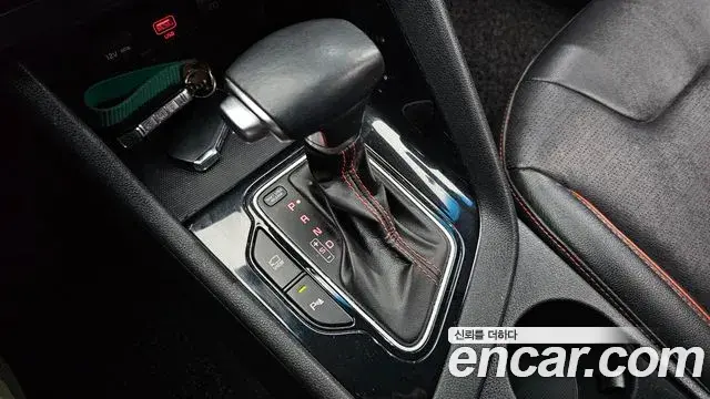 Kia Niro 2019 — Photo 35/37