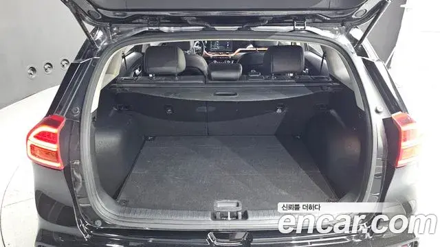 Kia Niro 2019 — Photo 19/37