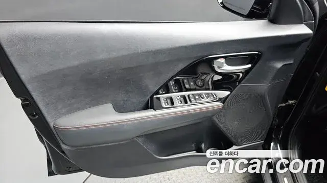 Kia Niro 2019 — Photo 3/37