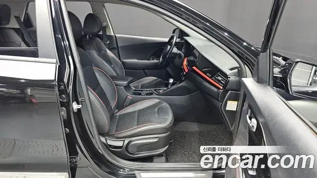 Kia Niro 2019 — Photo 10/37