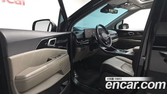Kia Carnival 2023 — Фото 10/20