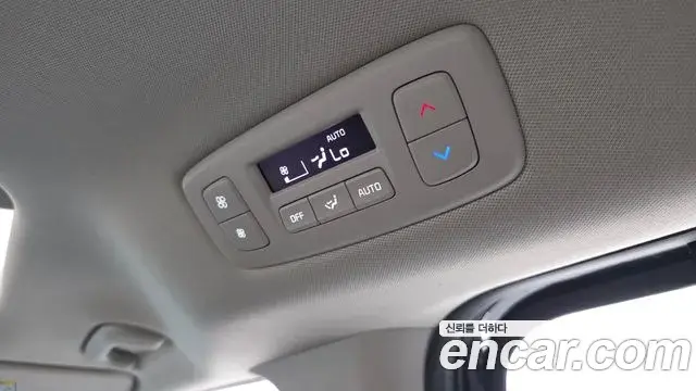 Kia Carnival 2023 — Photo 14/48