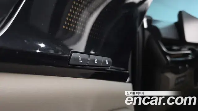 Kia Carnival 2023 — Photo 15/48