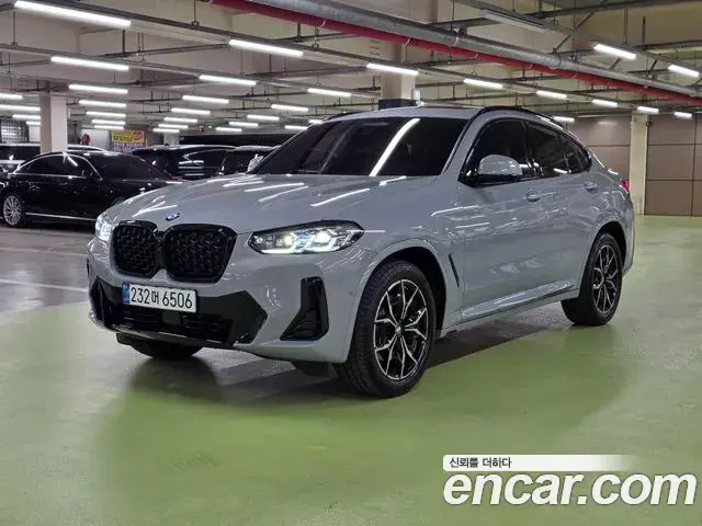 BMW X4 2024 — Фото 1/20