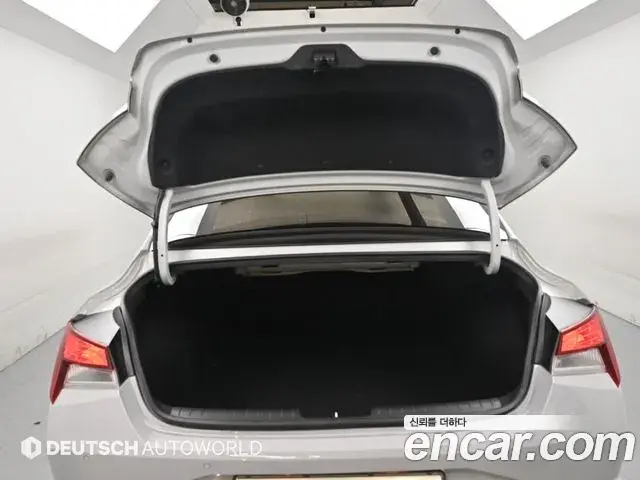 Hyundai Avante 2022 — Фото 19/20