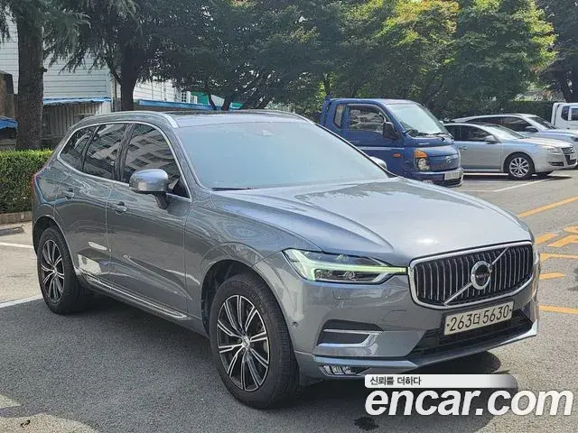 Volvo XC60 2020 — Фото 7/15