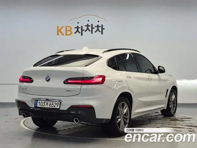 BMW X4 2021 — Фото 3/19