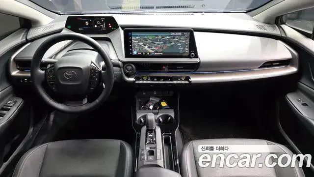 Toyota Prius 2026 — ფოტო 8/34