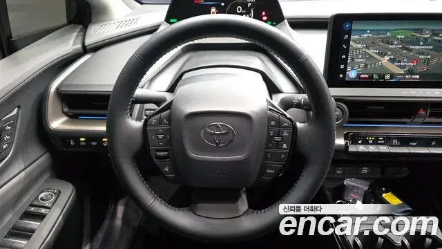Toyota Prius 2026 — ფოტო 1/34