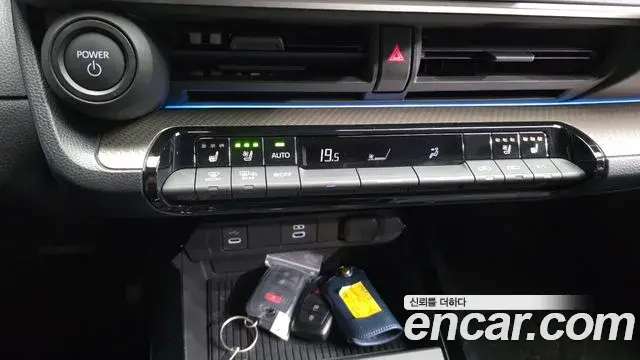 Toyota Prius 2026 — ფოტო 18/34