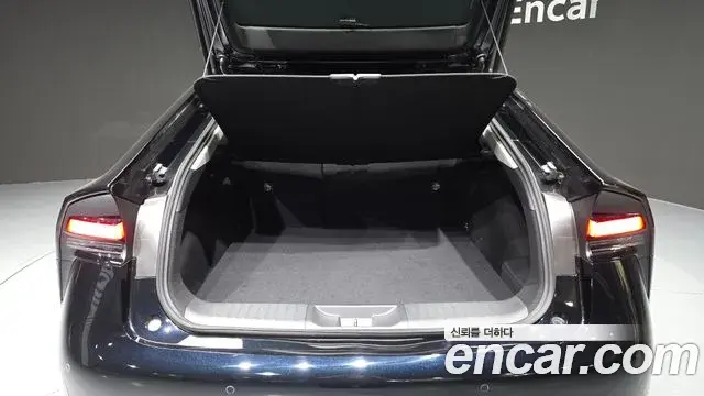 Toyota Prius 2026 — ფოტო 3/34