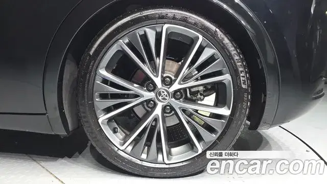Toyota Prius 2026 — ფოტო 5/34