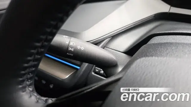Toyota Prius 2026 — ფოტო 14/34