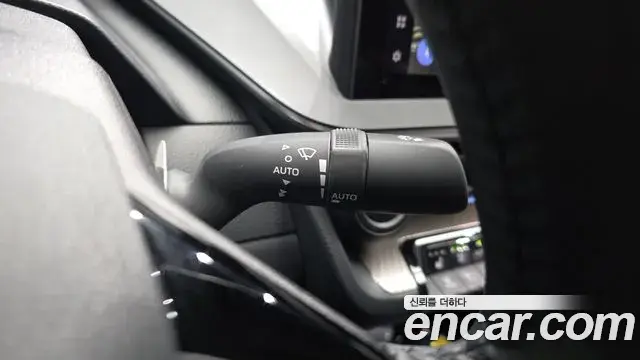 Toyota Prius 2026 — ფოტო 26/34