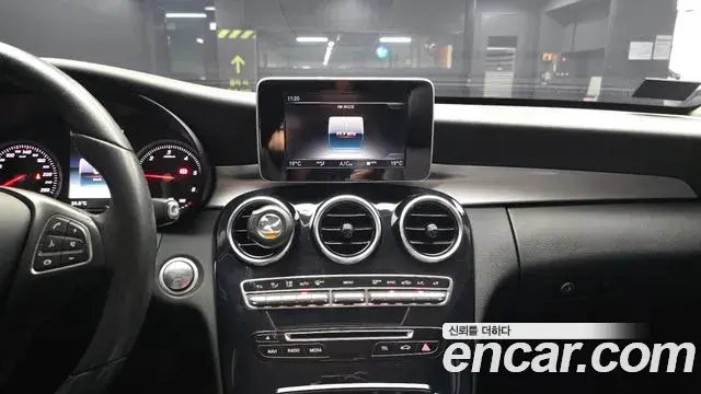 Mercedes-Benz C-Class 2018 — Фото 14/20