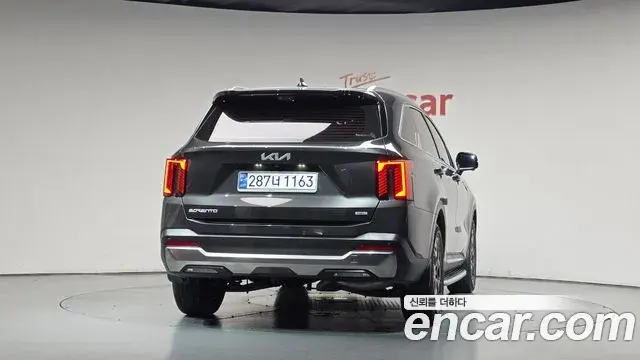 Kia Sorento 2024 — Photo 19/39