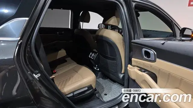 Kia Sorento 2024 — Photo 34/39
