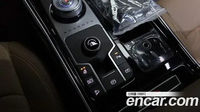 Kia Sorento 2024 — Photo 16/39