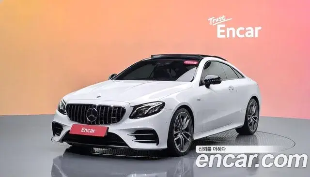 Mercedes-Benz E-Class 2020 — Фото 1/20