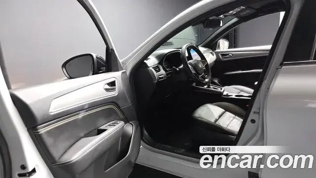 Renault Samsung Arkana 2025 — Фото 10/20
