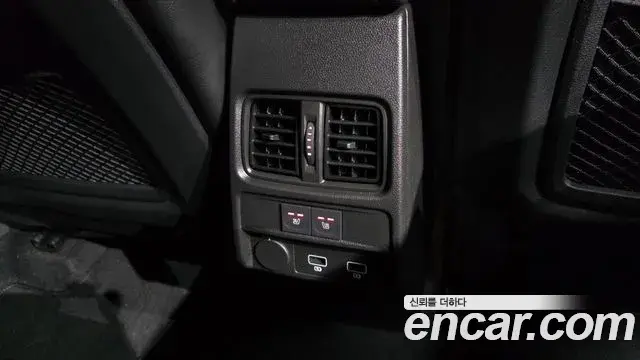 Renault Samsung Arkana 2025 — Фото 18/20