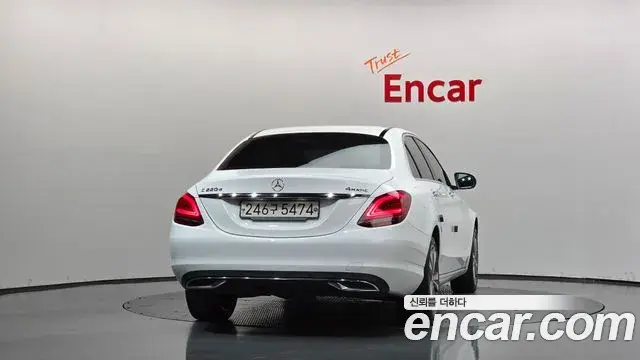Mercedes-Benz C-Class 2020 — Фото 4/20