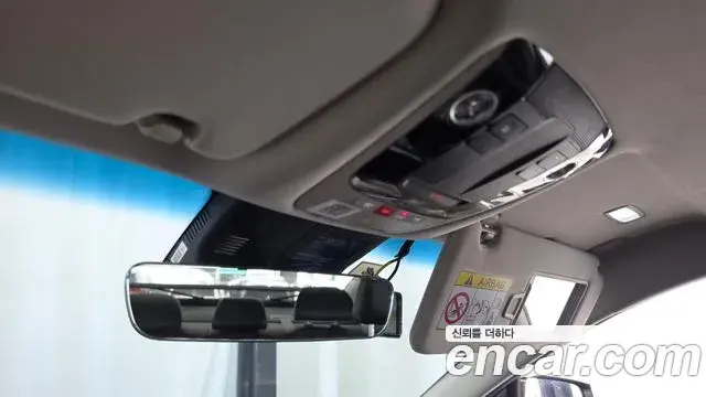 Kia K8 2022 — Photo 21/33