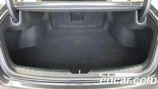Kia K8 2022 — Photo 29/33