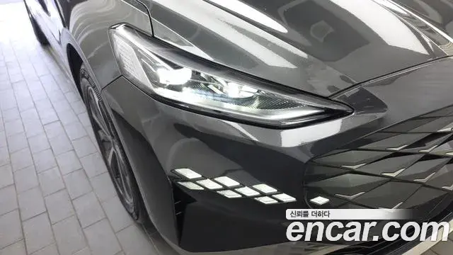 Kia K8 2022 — Photo 18/33