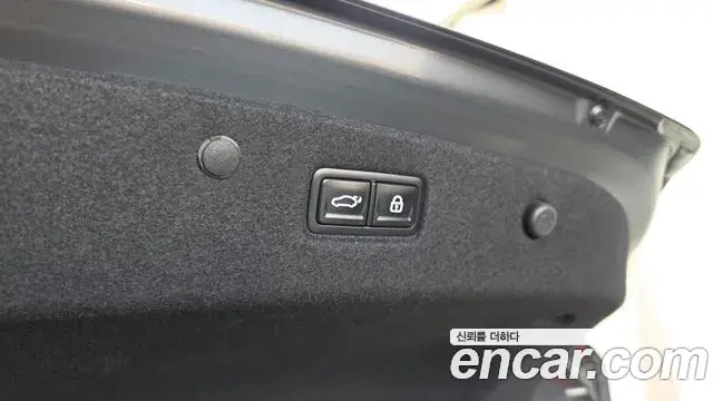 Kia K8 2022 — Photo 24/33