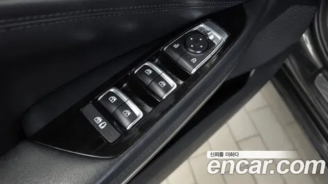 Kia K8 2022 — Photo 30/33