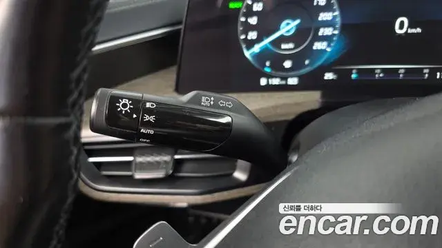 Kia K8 2022 — Photo 28/33