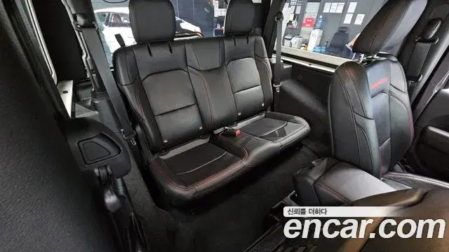 Jeep Wrangler 2020 — Фото 11/20