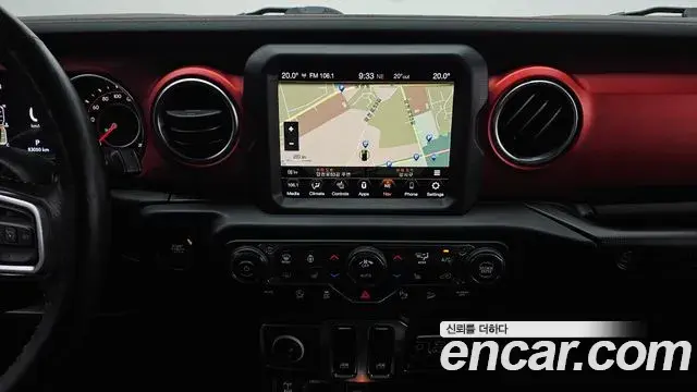 Jeep Wrangler 2020 — Фото 14/20