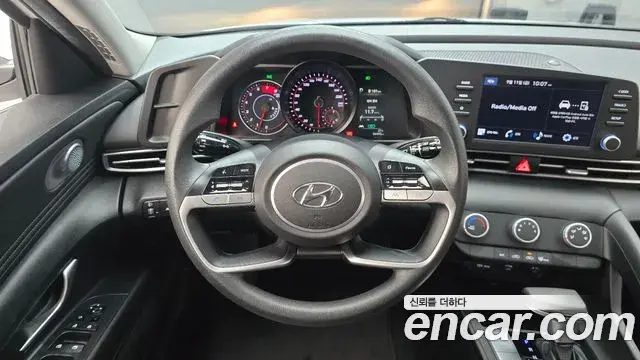 Hyundai Avante 2022 — Фото 13/20