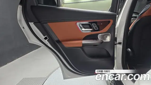 Mercedes-Benz GLC-Class 2024 — ფოტო 30/33