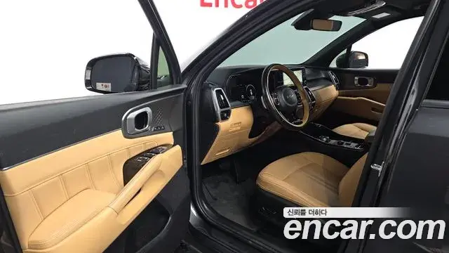 Kia Sorento 2022 — Фото 10/20