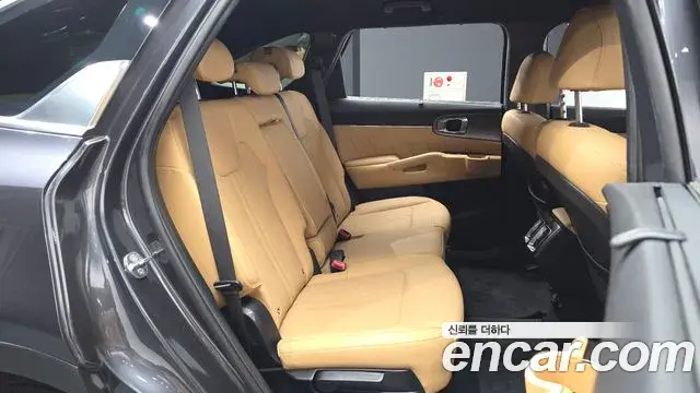 Kia Sorento 2022 — Фото 12/20