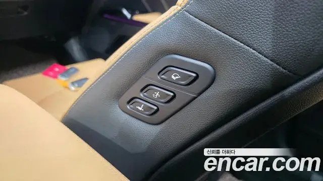 Kia K5 2020 — Şəkil 33/34