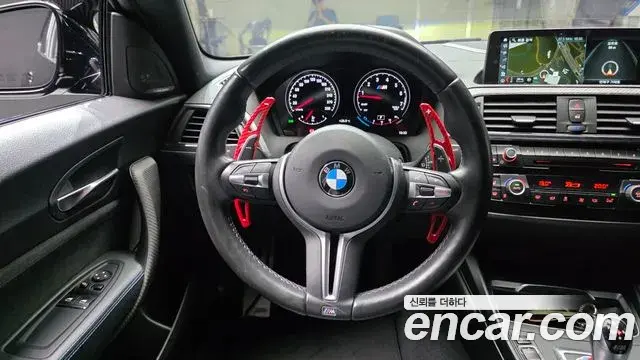 BMW M2 2018 — Фото 12/20